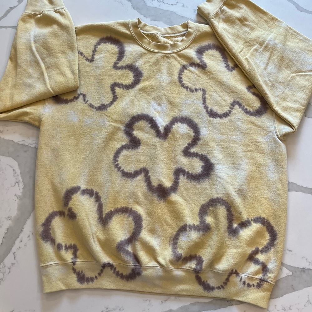 Urban Outfitters Fun Yellow and Brown Tie-Dye Sweatshirt